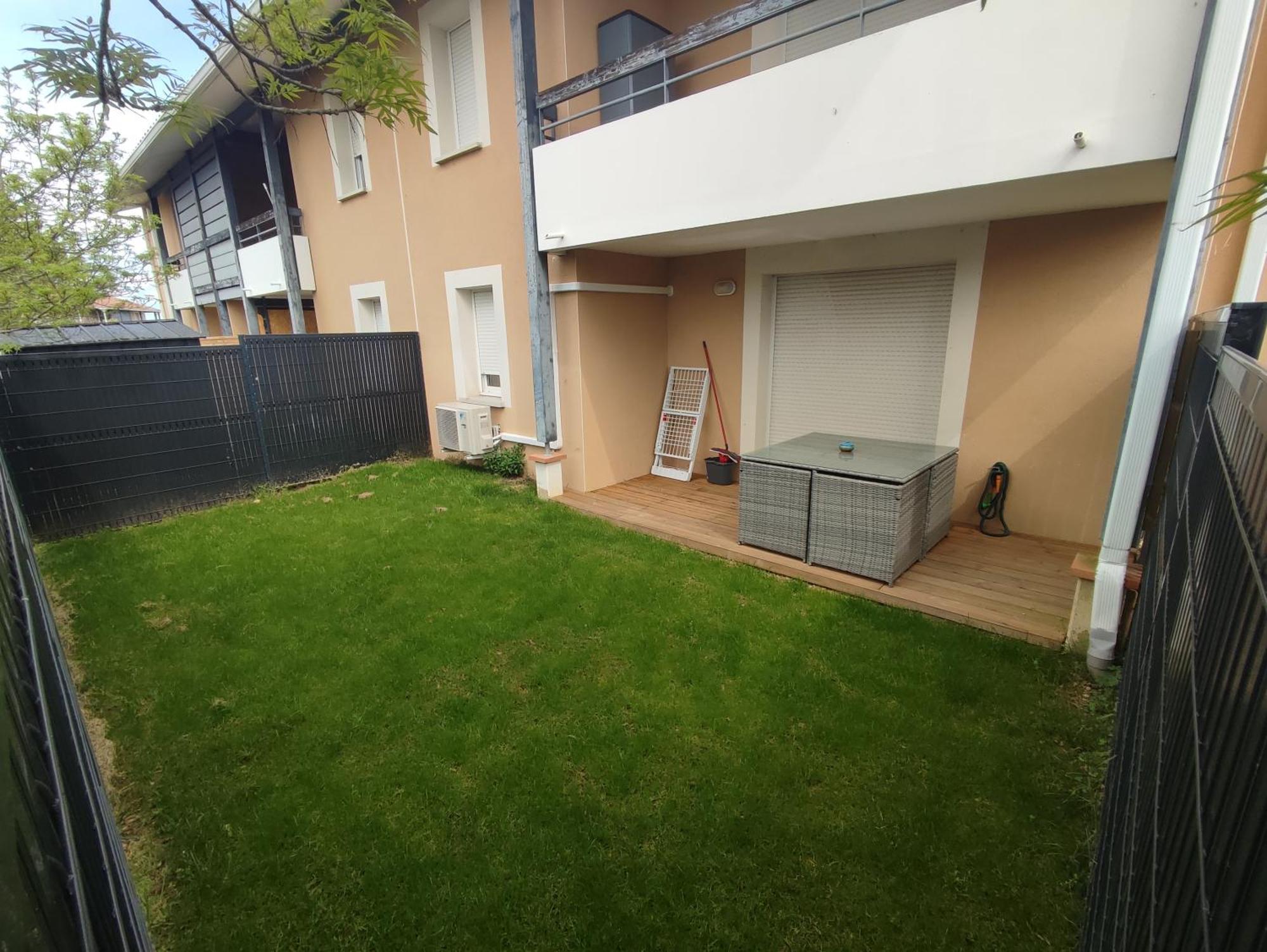 T2 Avec Jardin Proche Aeroport, Airbus, Meet Lägenhet Daux Exteriör bild